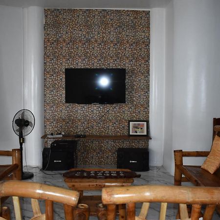 Seaside Traveler'S Inn By Camiguin Island Home Catarman  Buitenkant foto