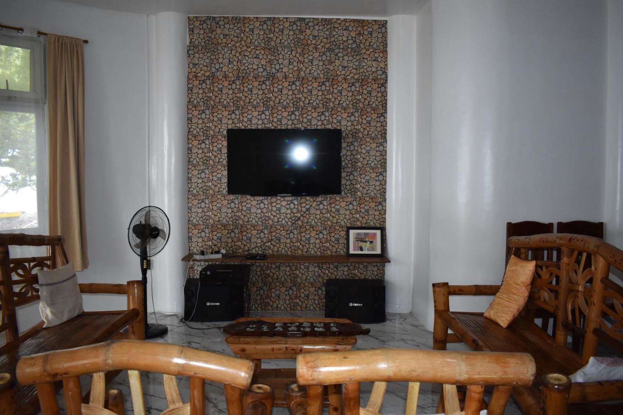 Seaside Traveler'S Inn By Camiguin Island Home Catarman  Buitenkant foto